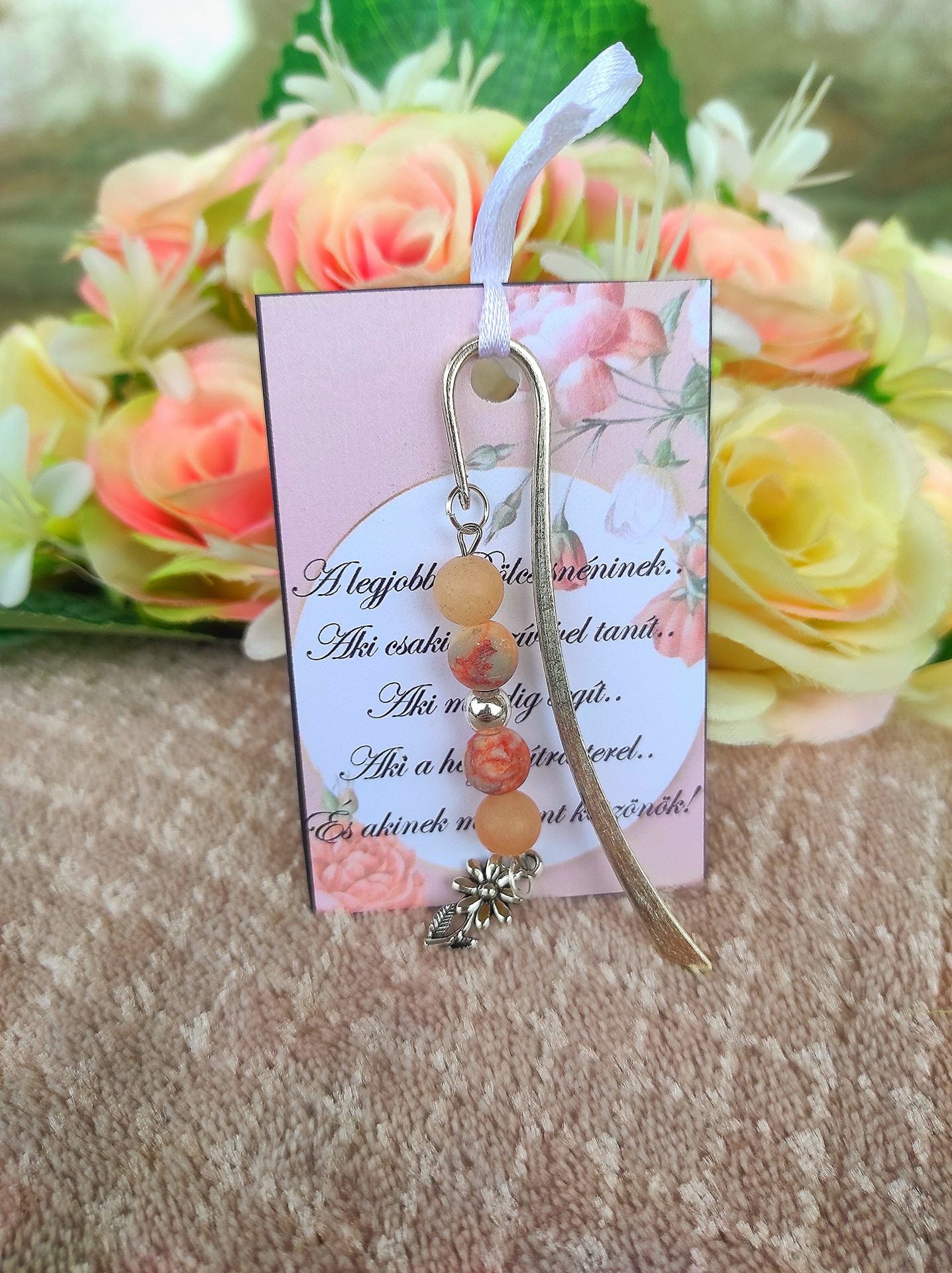 Jáspis ásvány virágos könyvjelző